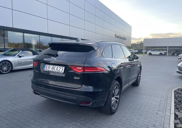 Jaguar F-Pace cena 95000 przebieg: 129000, rok produkcji 2018 z Bardo małe 154